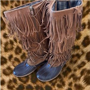 Y2K boho brown suede fringe duck boots